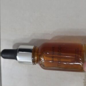 Tan Luxe The Body Illuminating Serum Self Tan  Medium